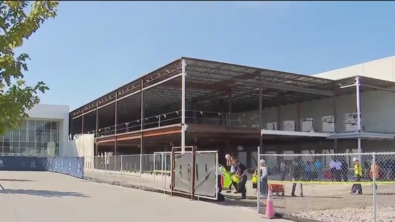 Chicago Sky celebrates new practice facility