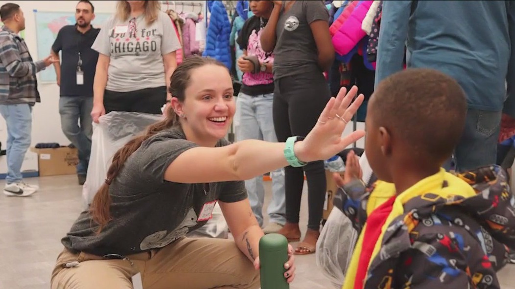FULL VIDEO: Chicago nonprofit holds winter coat and boot drive | ChicagoNOW