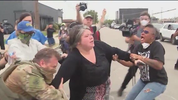 ICE protests continue outside suburban Chicago facility