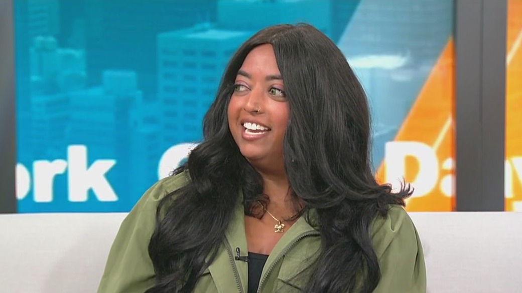 Gandhi announces iHeartRadio Music Awards winner