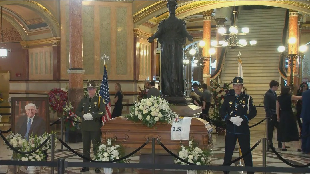 Memorial services held for former Illinois Gov. Jim Edgar