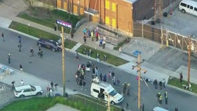 Broadview ICE protests persist after previous clashes with immigration agents