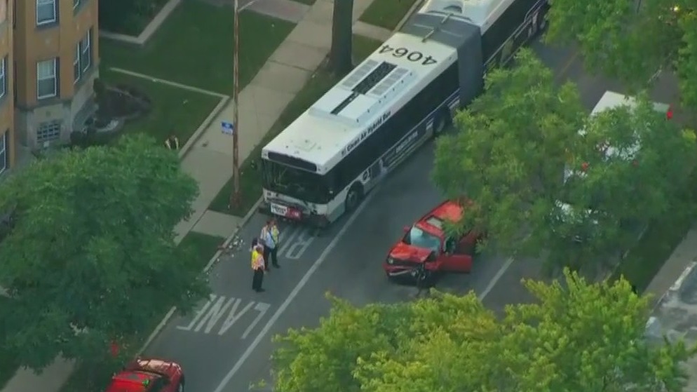 CTA bus crashes into SUV on Chicago's South Side