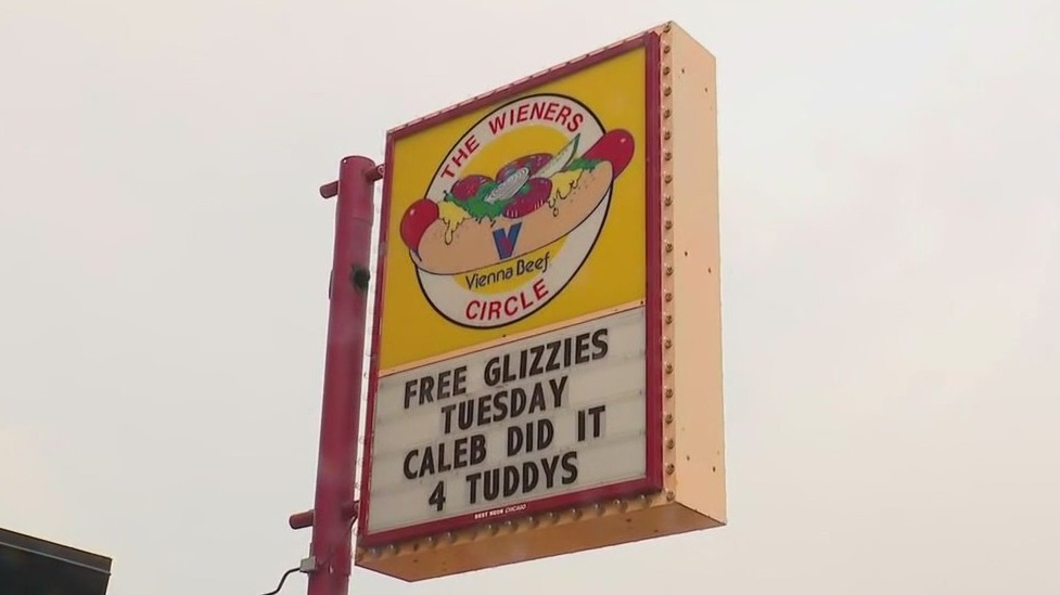 The Wieners Circle braces for hordes of hot dog seekers for free giveaway