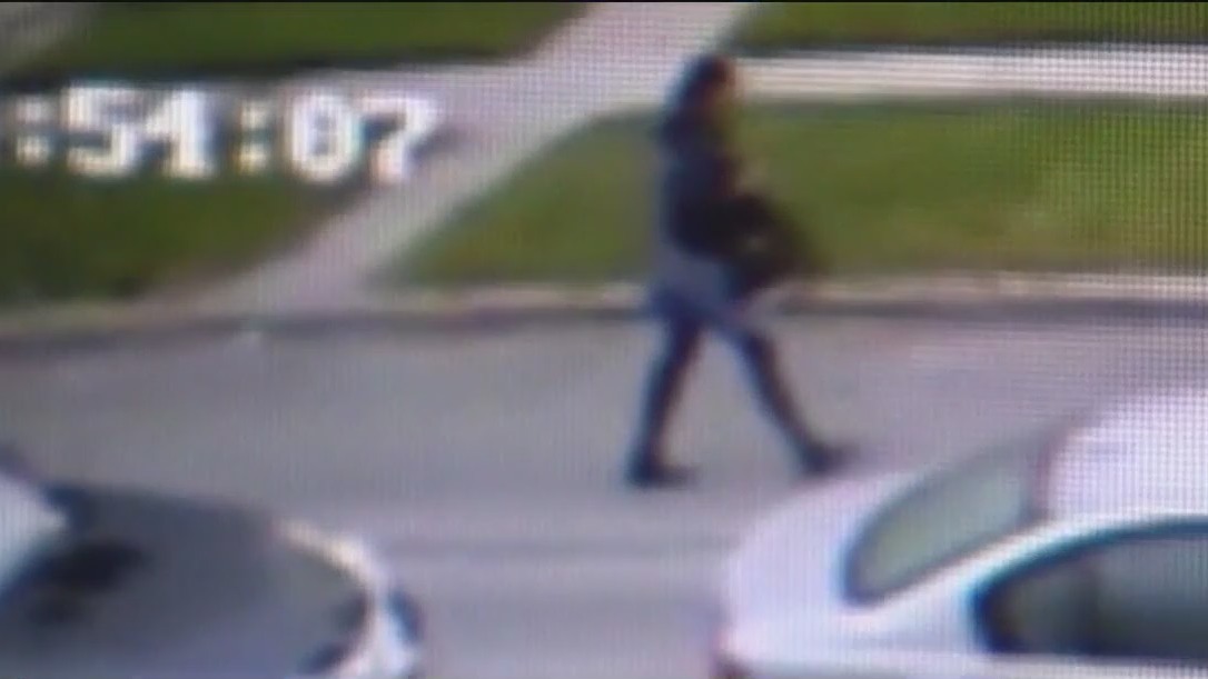 Missing Chicago postal worker's family still searching for answers