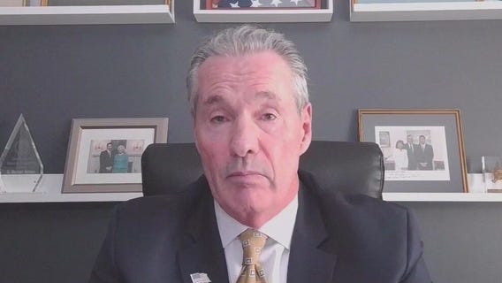 Former Secret Service agent on security concerns at ICE facilities