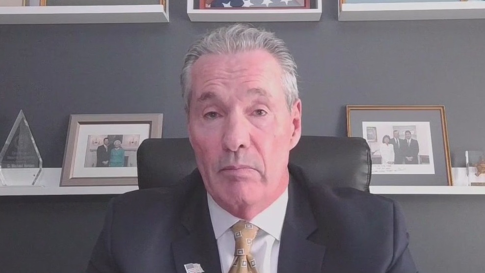 Former Secret Service agent on security concerns at ICE facilities