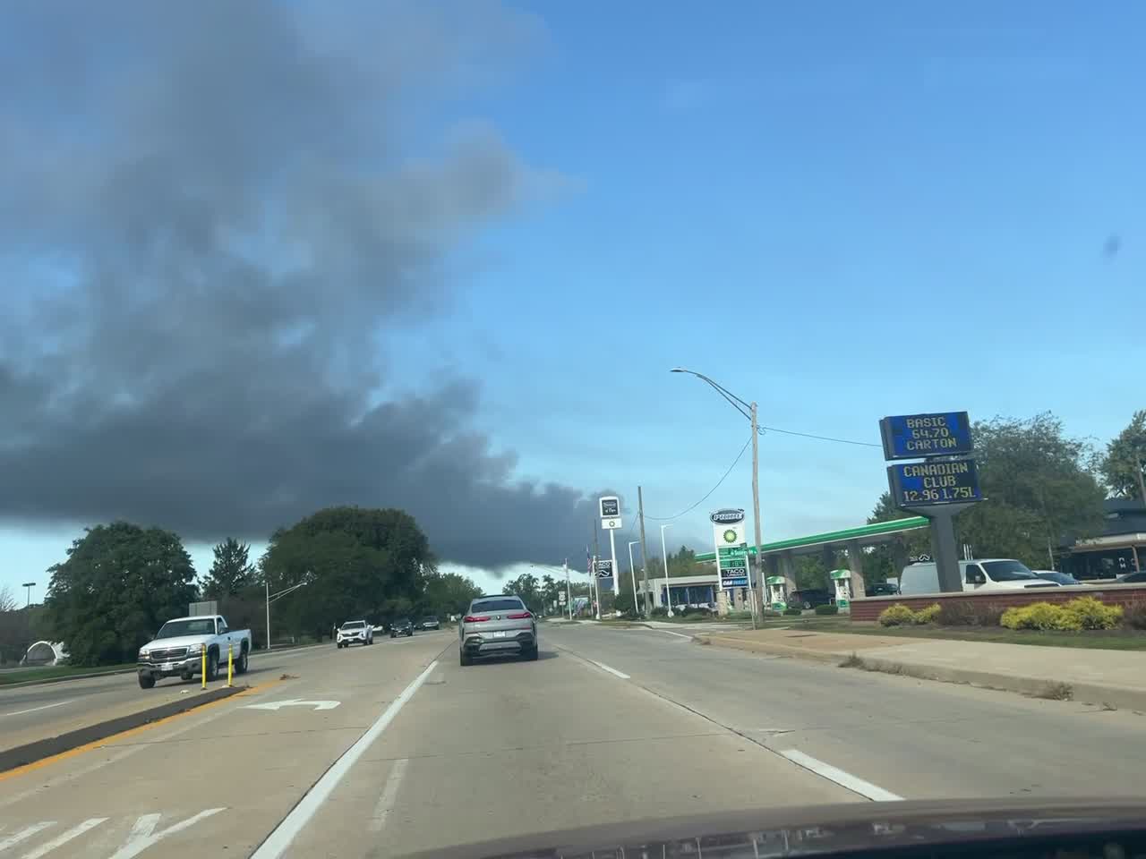 Large smoke from apparent fire in Chicago Heights