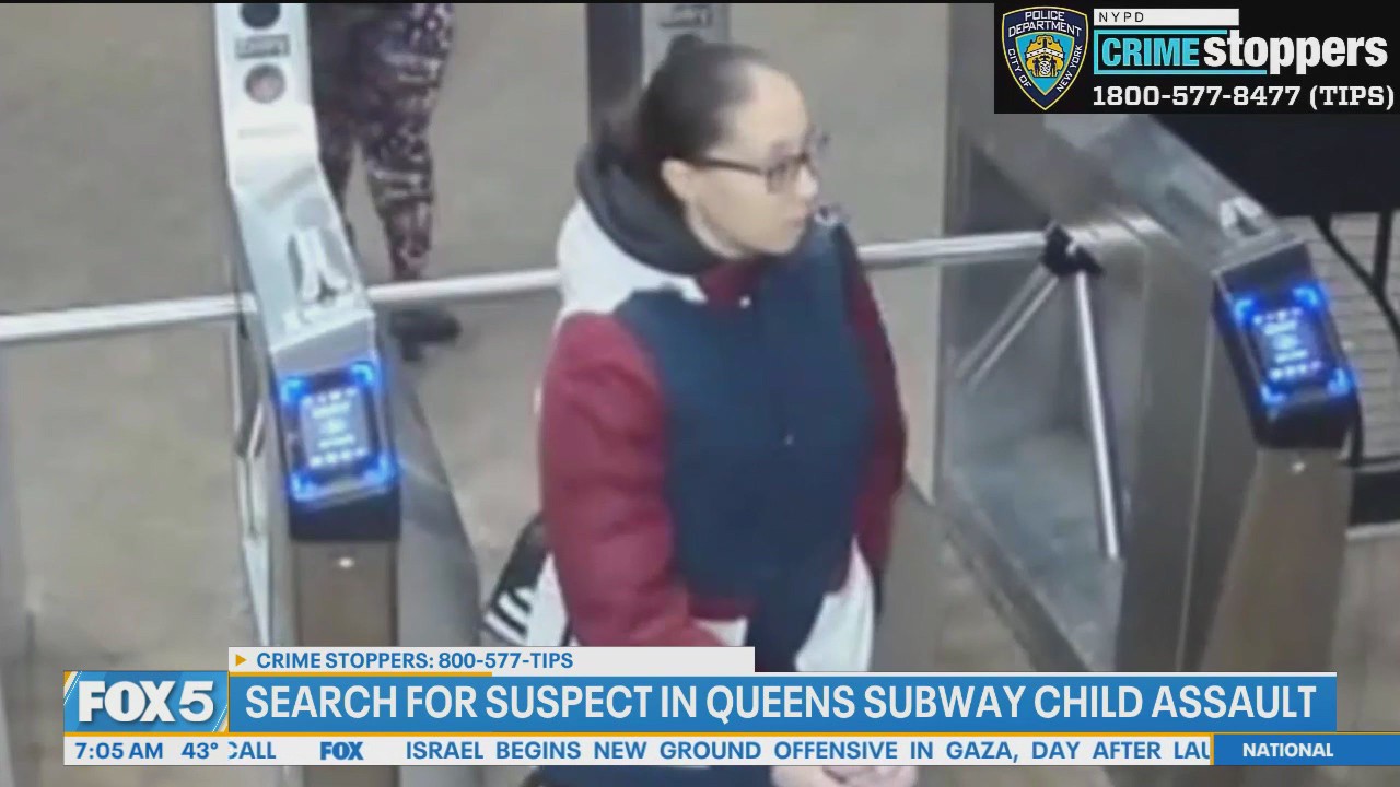 Woman shoves boy on subway, threatens him with knife