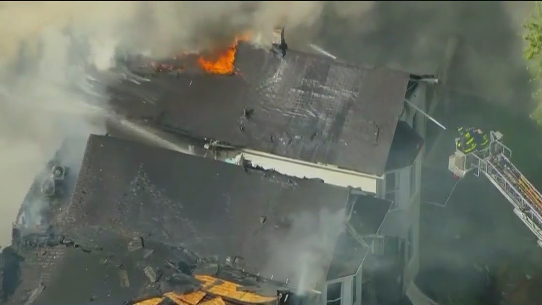 Chicago fires: Home is a total loss, Austin apartment damaged