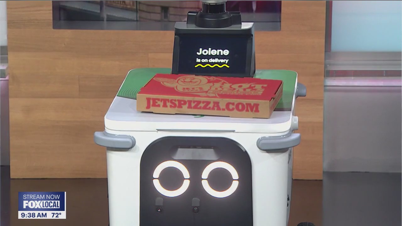 AI-powered delivery robots launch in Chicago