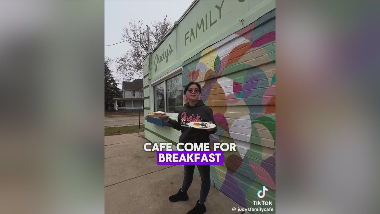 Judy?s Family Cafe in Illinois goes viral for its pancakes | ChicagoNOW