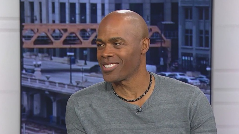 Dr. Ian Smith returns with gripping new Chicago-based detective novel