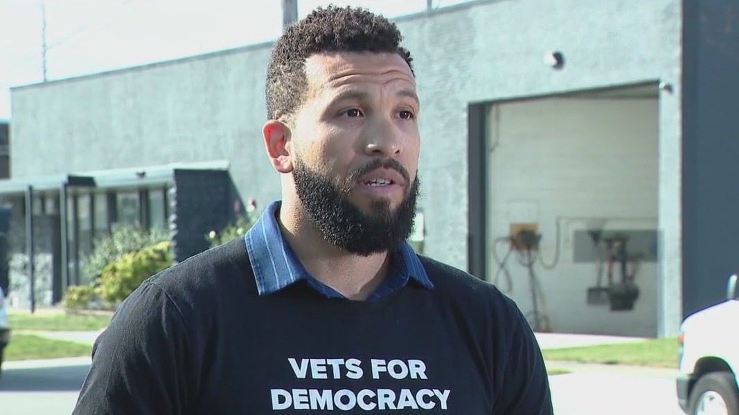 Veterans accuse ICE of 'escalating violence' against protesters in Broadview