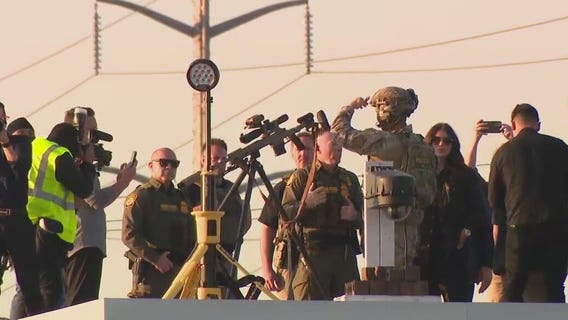 Noem, top DHS officials show up at Broadview ICE protest