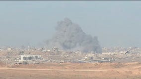 Blasts in Gaza as Israel, Hamas prepare for peace plan talks