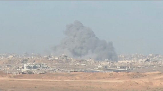 Blasts in Gaza as Israel, Hamas prepare for peace plan talks