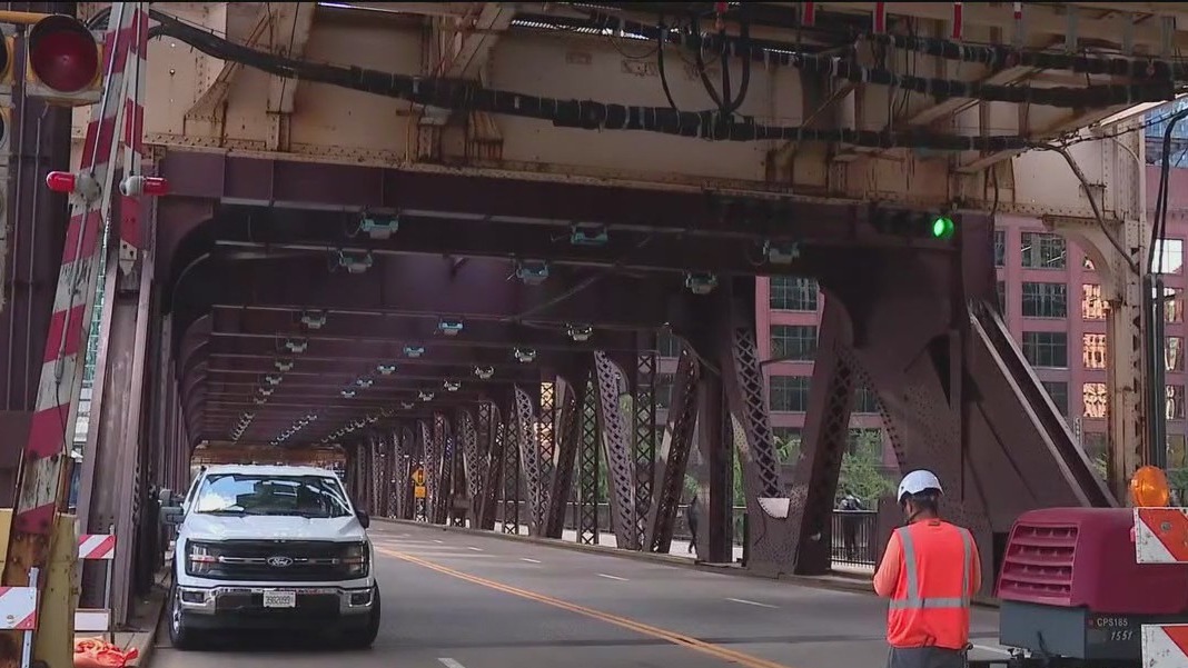 Lake Street closure prompts gridlock in downtown Chicago
