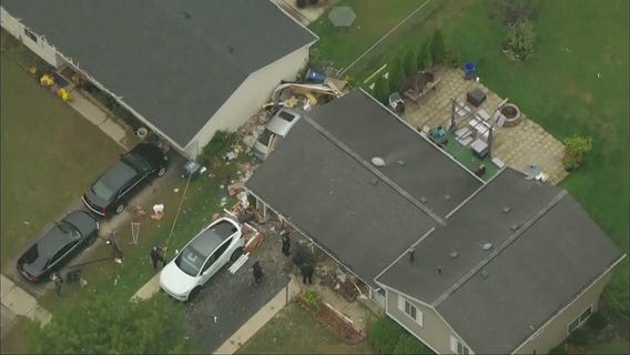 Car crashes into house in Hanover Park