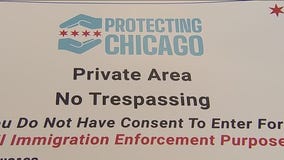 'ICE Free Zones' signs handed out by Mayor Johnson