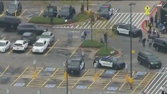 2 people shot at Evergreen Park Walmart; suspect in custody