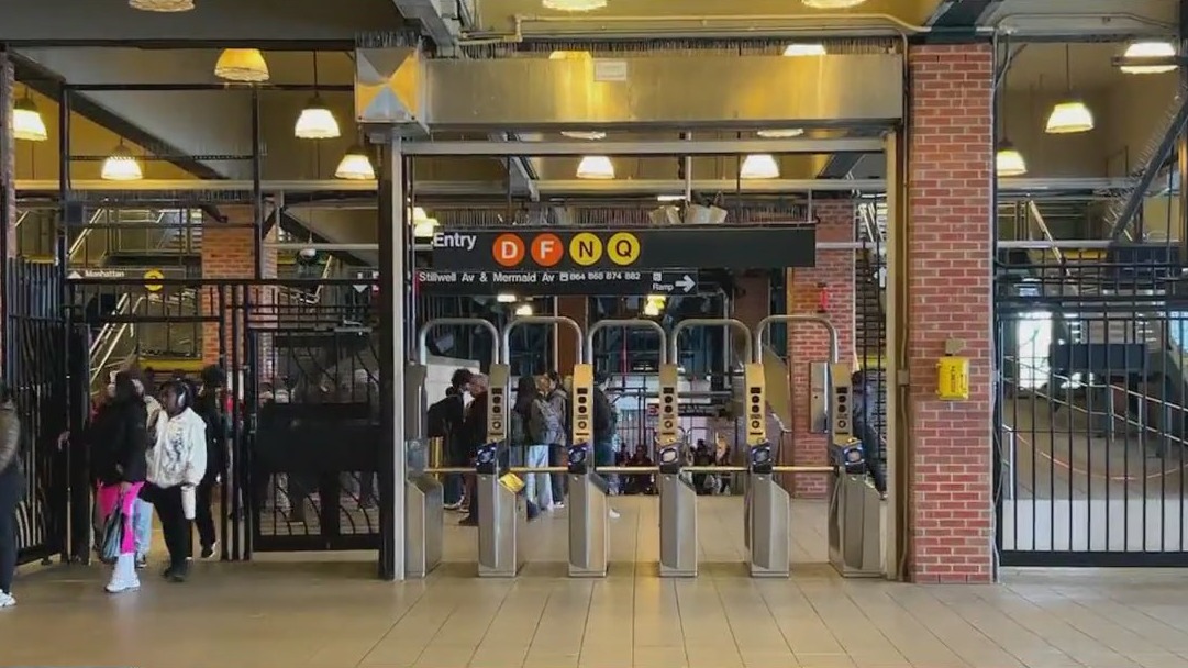 Subway assault of black teen probed as hate crime