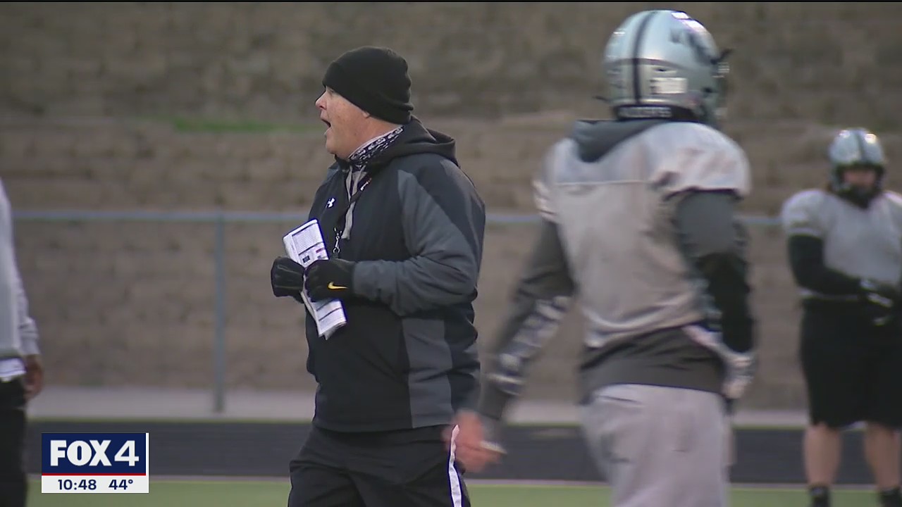 Cedar Hill-Denton Guyer face off in the semifinals