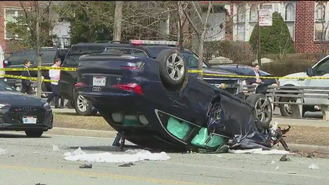 Driver facing charges in Ocean Parkway crash