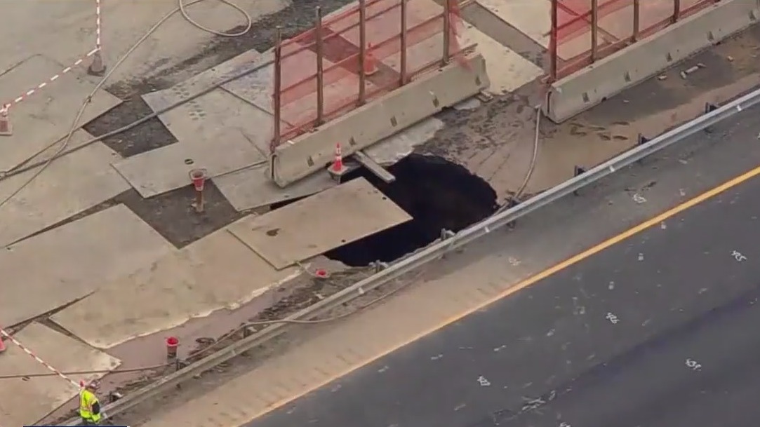NJ sinkhole disrupts traffic, hurts businesses