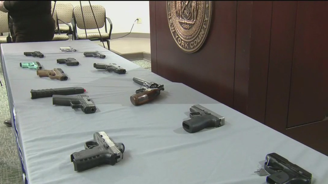 16 suspected gang members charged in NYC