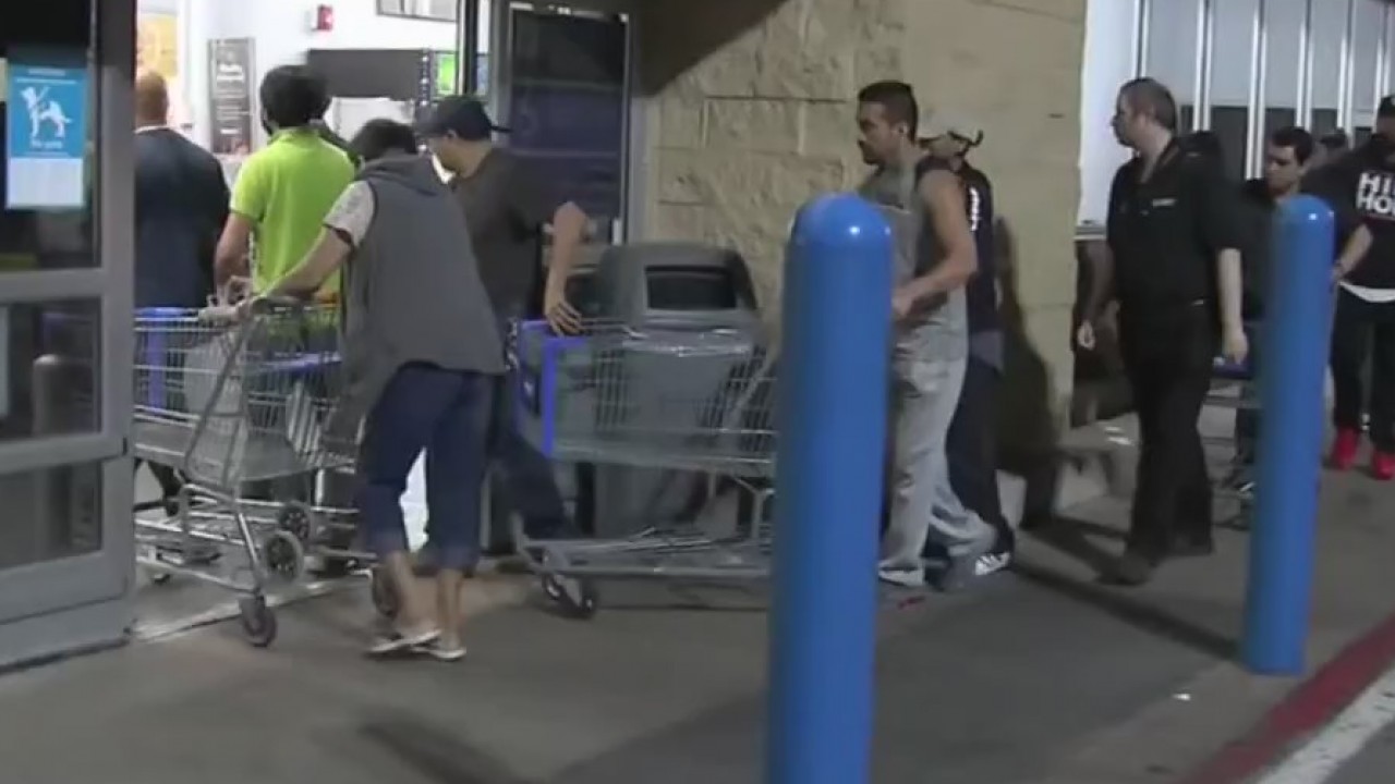 Debrief: Mayor Turner urges Houstonians not to panic