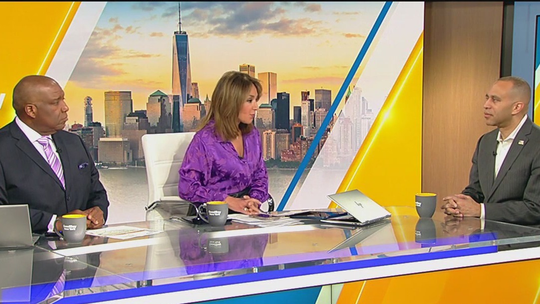 Hakeem Jeffries talks social security, immigration