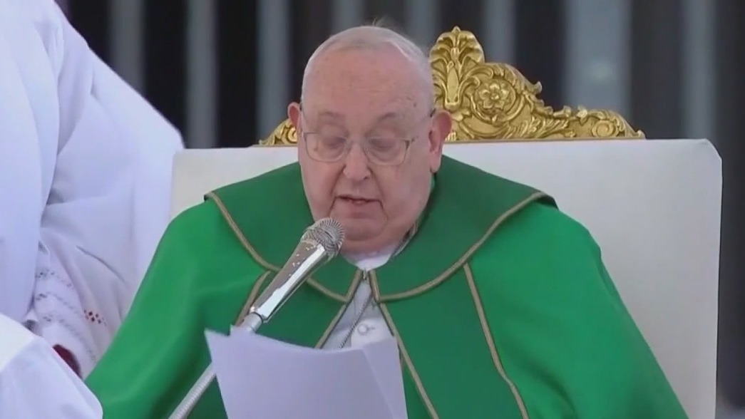 New Yorkers react to Pope Francis' death: 'We'll miss him'