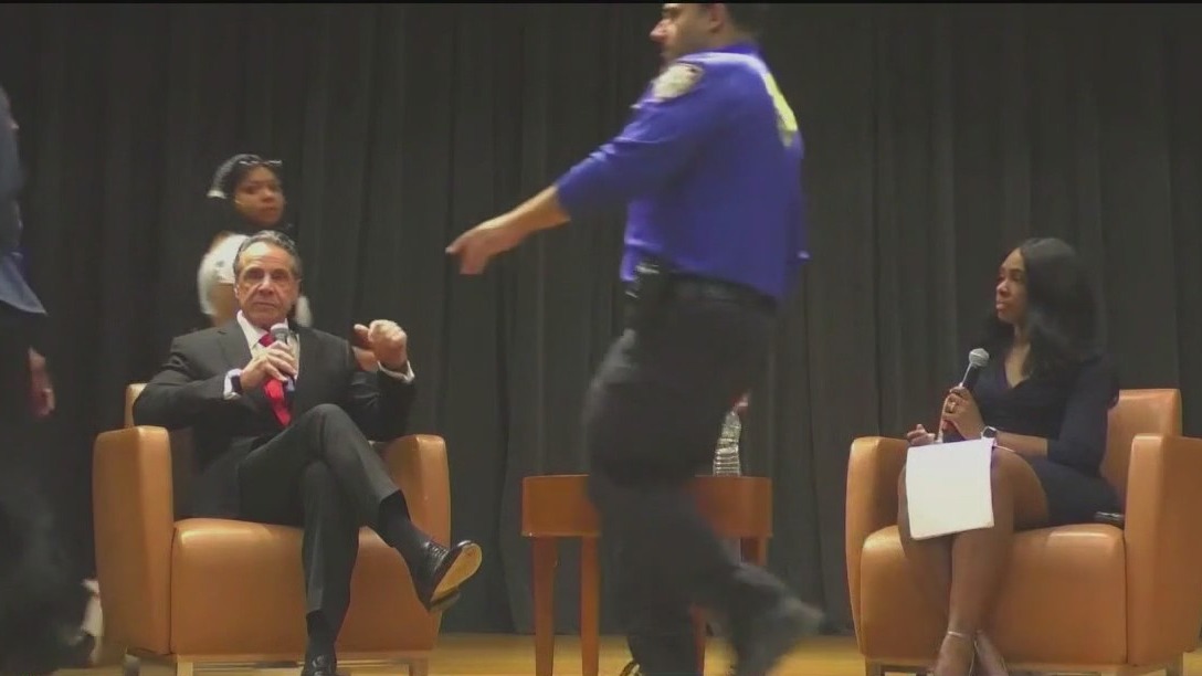 Protesters disrupt NYC Democratic mayoral forum