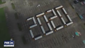 Santa Fe ISD bus drivers congratulate class of 2020 in a big way