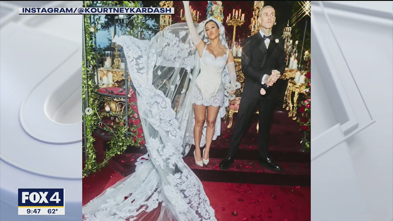 Extra: Kortney Kardashian's third wedding