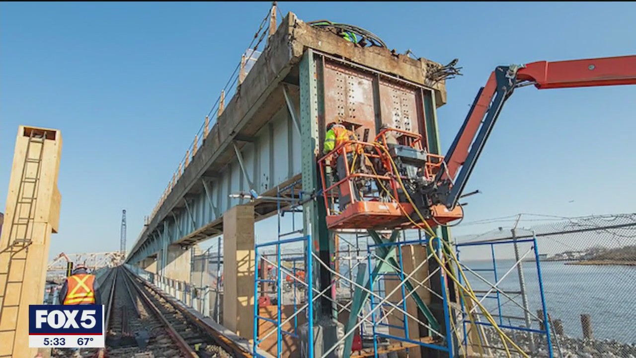 'A' train service resumes