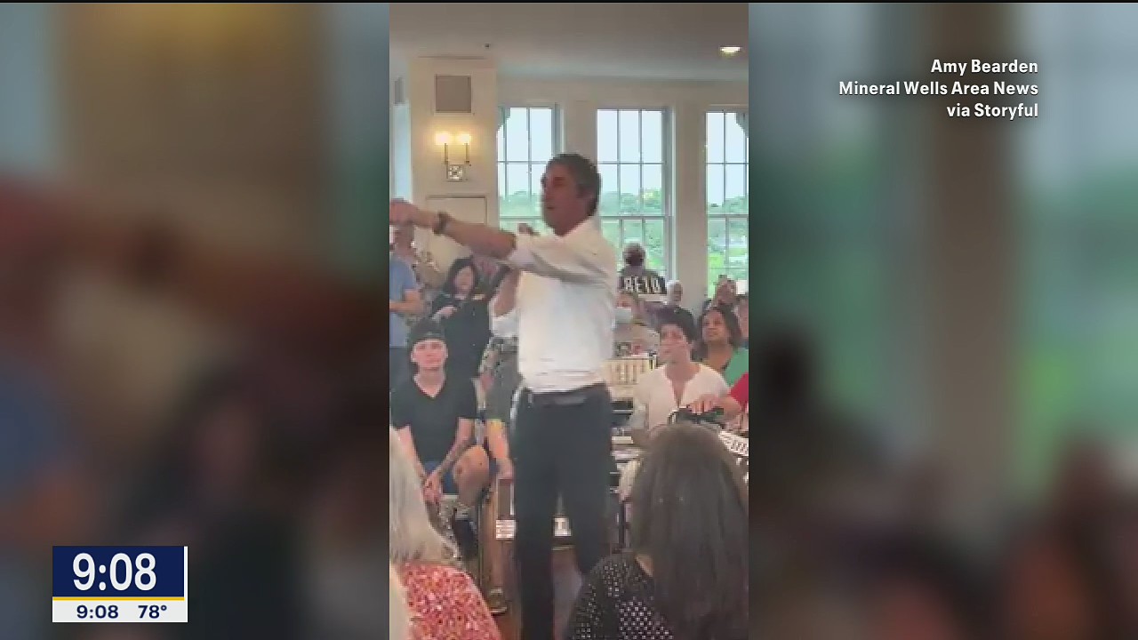 Beto O'Rourke curses at heckler who laughed while he discussed Uvalde shooting during campaign stop