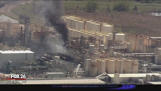 1 dead, 2 seriously hurt in KMCO chemical plant fire in Crosby