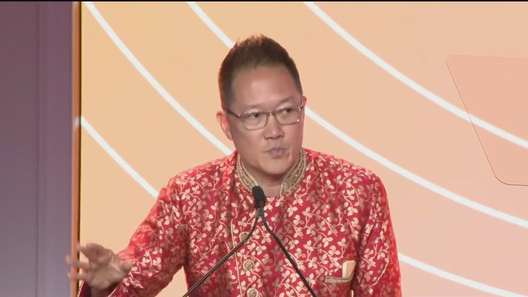Arthur Chi'en emcees 2025 AAF Impact Awards