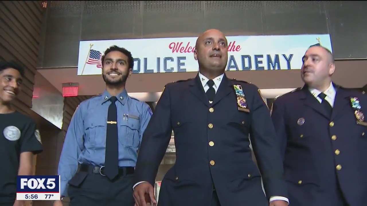 Three generations of NYPD officers honored ahead of Puerto Rican Day Parade