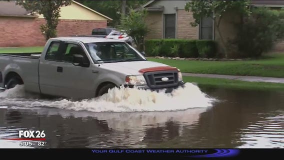 Roads still underwater in Sugar Land as residents brace for more rain