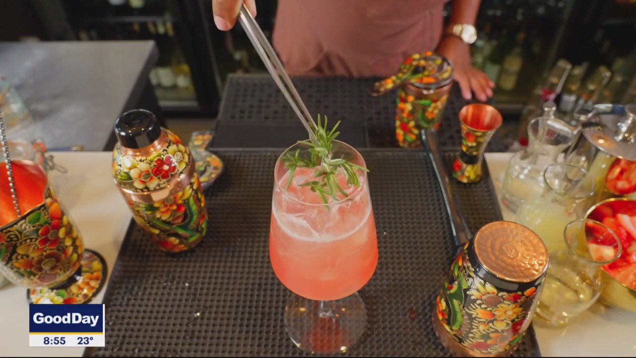 Bubbles & Berries Family-Friendly Drink