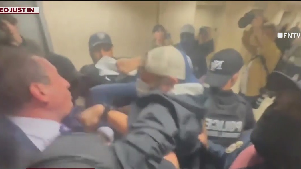 NYC comptroller Brad Lander arrested by ICE: spokesperson