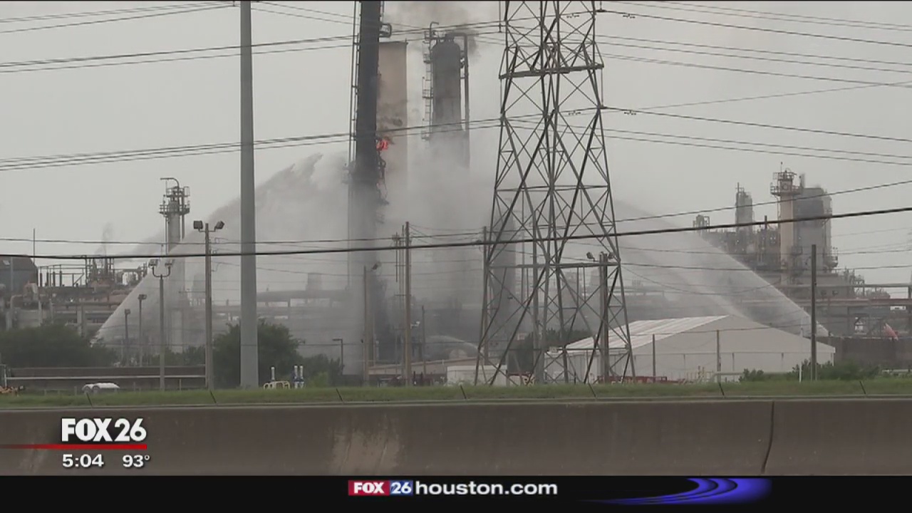 Local businesses impacted by Baytown fire