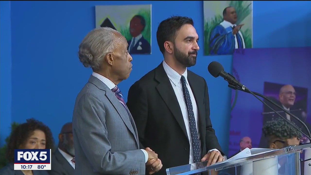 Mamdani joined by Al Sharpton at rally in Harlem