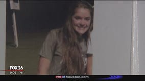 Hundreds gather for prayer vigil for missing teen