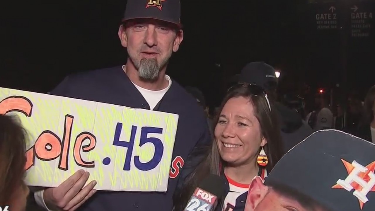 Rain delay keeps Astros fans in New York an extra night