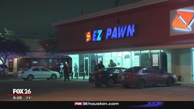 HPD: Pawn shop robbery suspect shoots customer