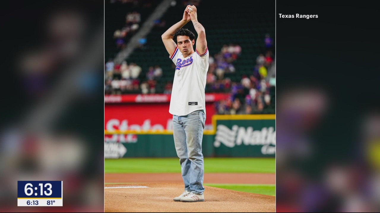 Joe Jonas throws out first pitch at Rangers game